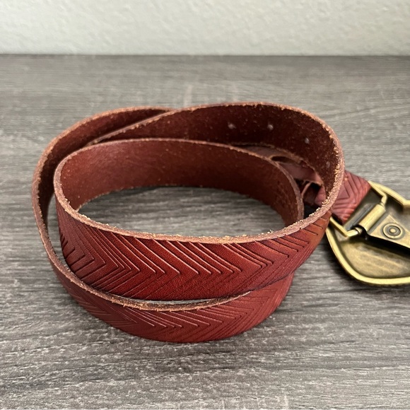 Leopard Print Heart Belt Buckle - Picture 3 of 6